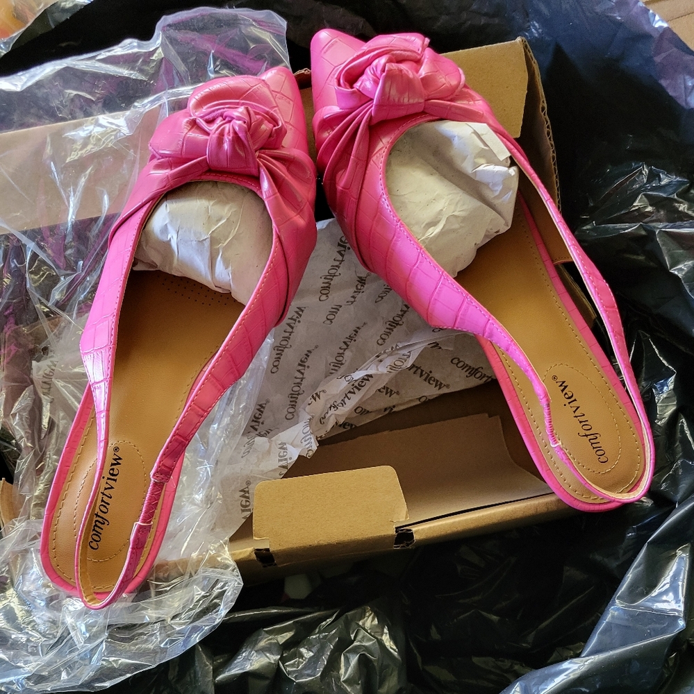 Comfort View shoes